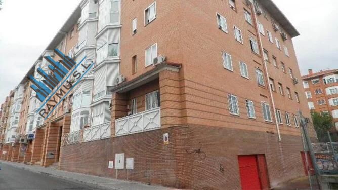 Exterior view of Garage for sale in Arganda del Rey