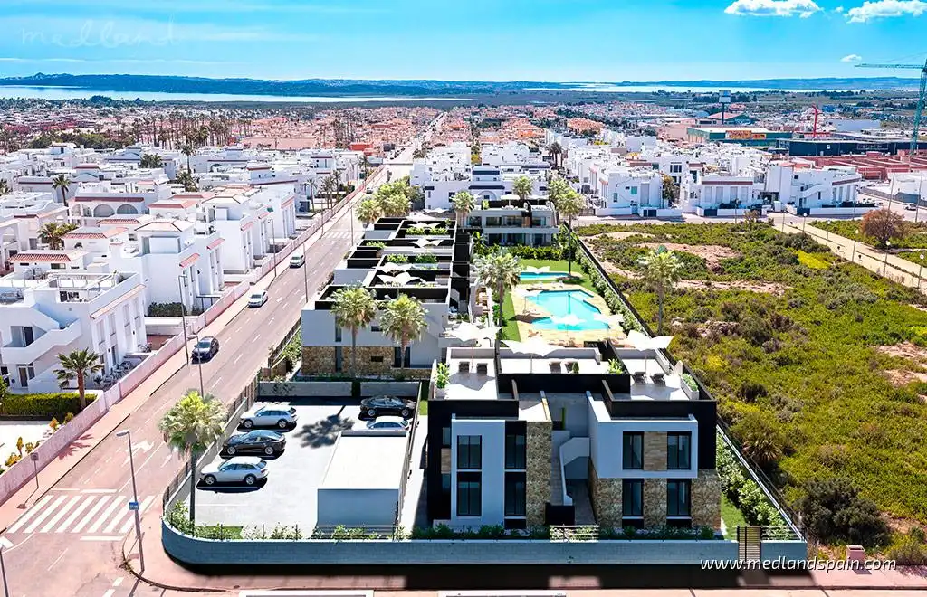 Vista exterior de Apartament en venda en Rojales amb Aire condicionat, Calefacció i Terrassa