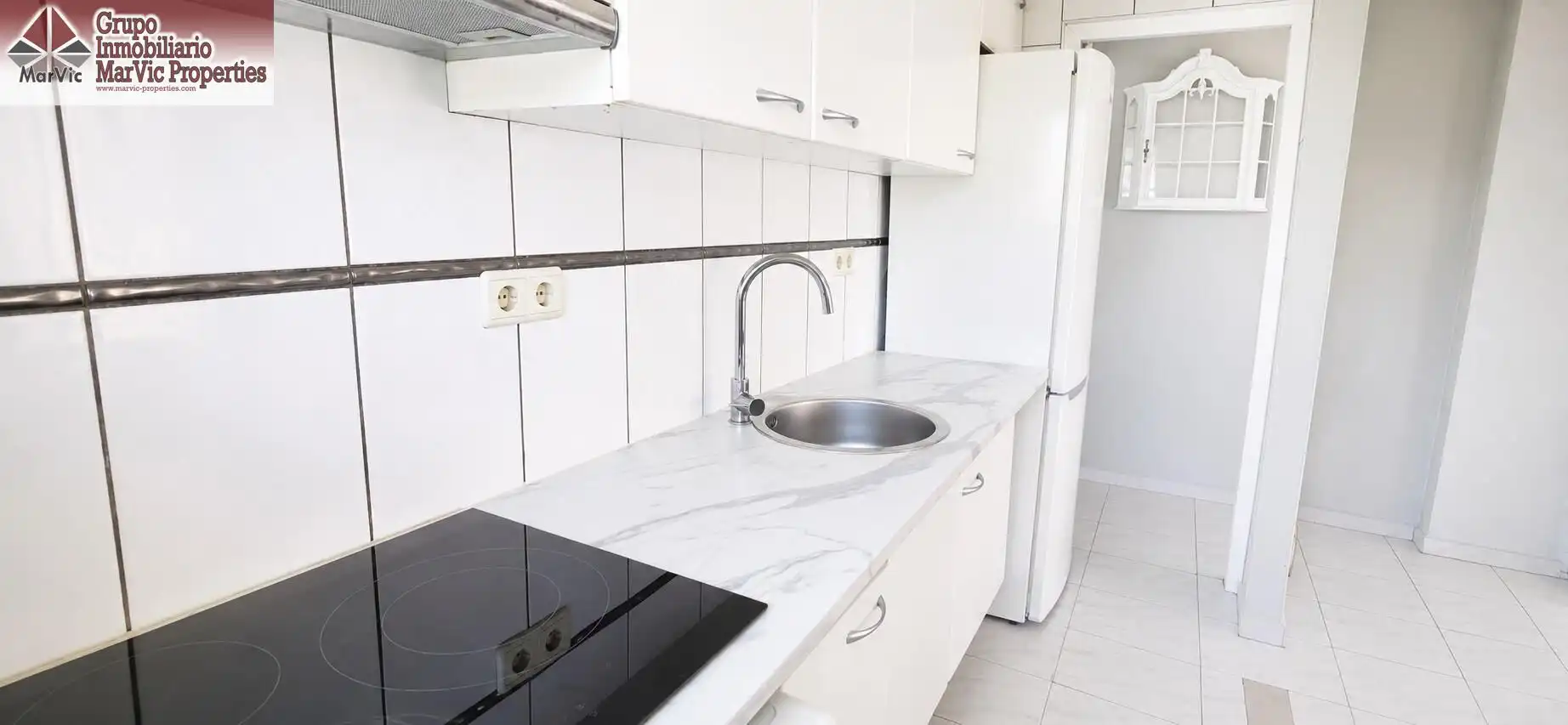 Kitchen of Flat for sale in Benidorm  with Community pool