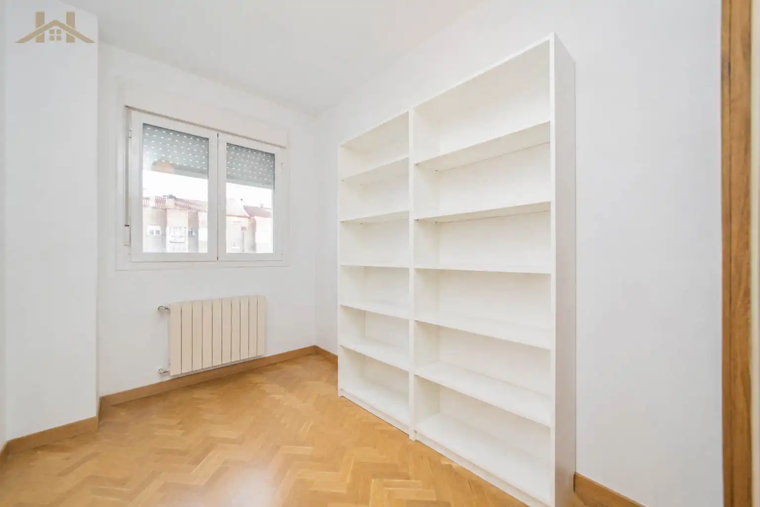 Schlafzimmer von Wohnung zum Verkauf in Alcorcón mit Abstellraum, Ofen und Balkon