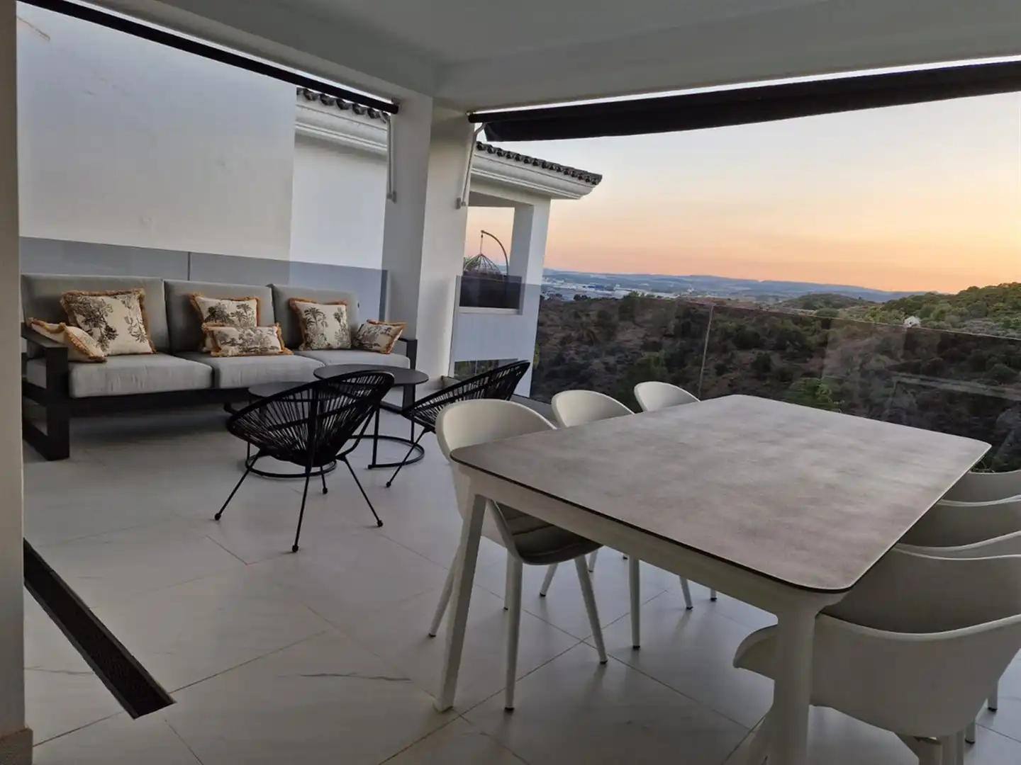 Terrassa de Apartament en venda en Estepona amb Aire condicionat i Terrassa