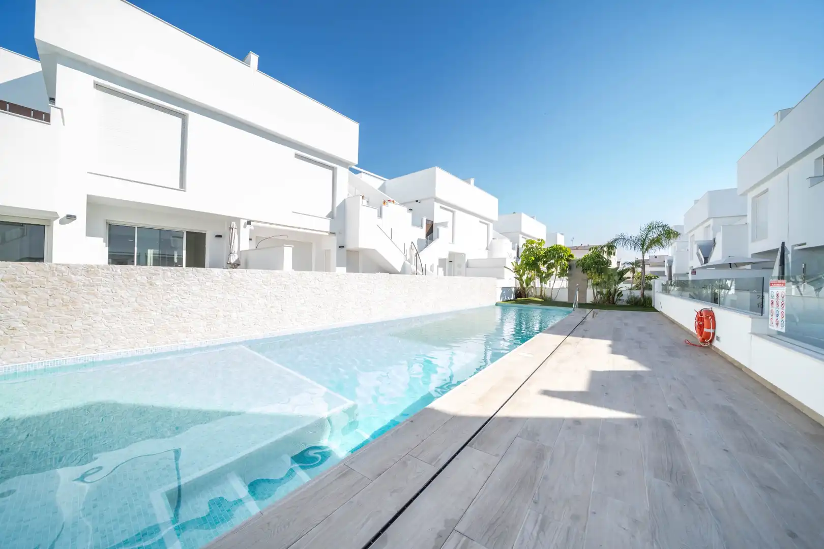 Bungalow con piscina en venta en Pilar de la Horadada ciudad