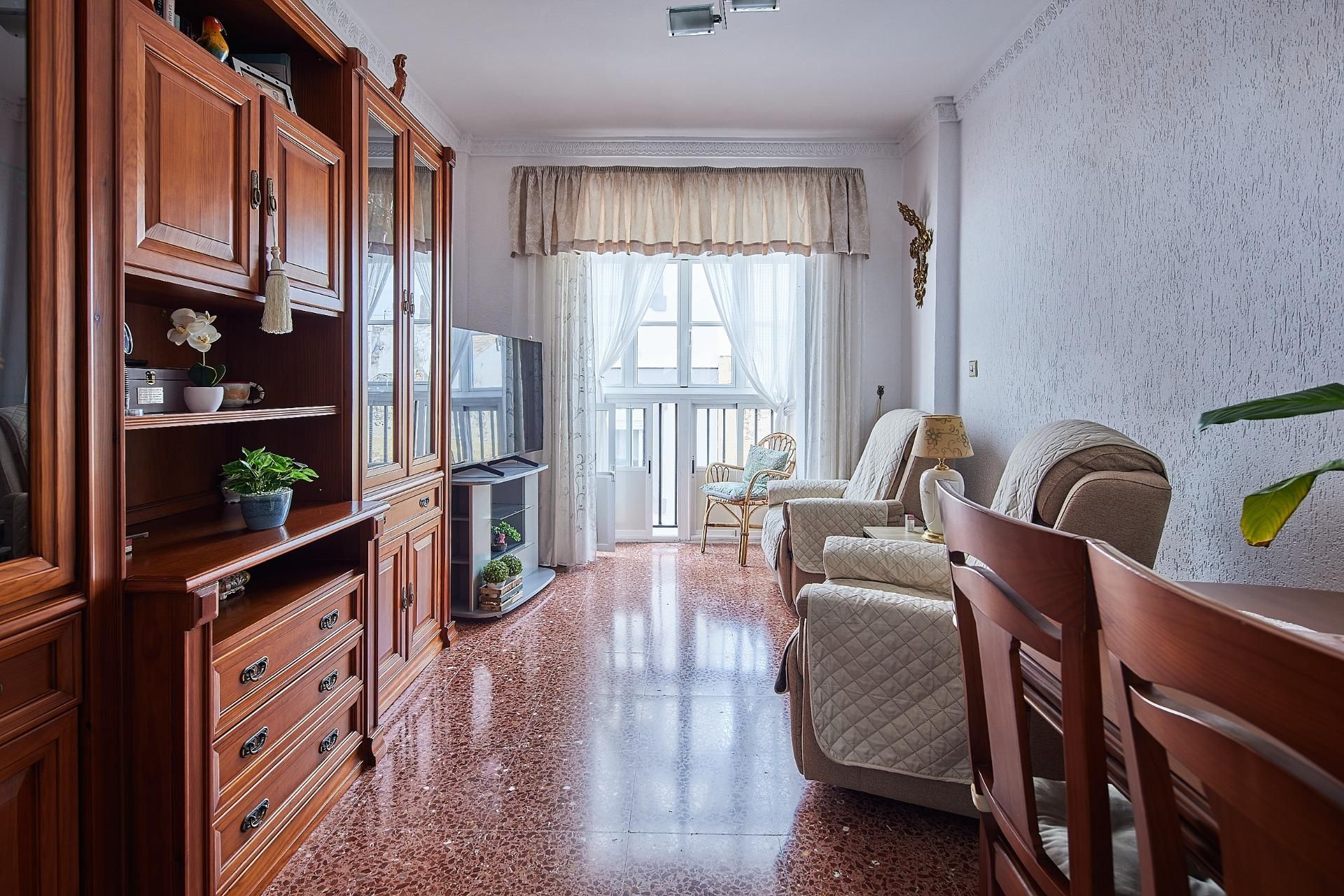 Sala d'estar de Pis en venda en  Cádiz Capital