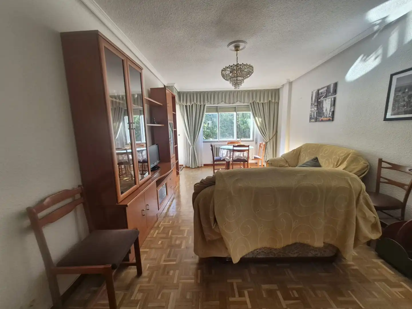 Wohnzimmer von Wohnung zum Verkauf in Ávila mit Heizung, Terrasse und Möbliert