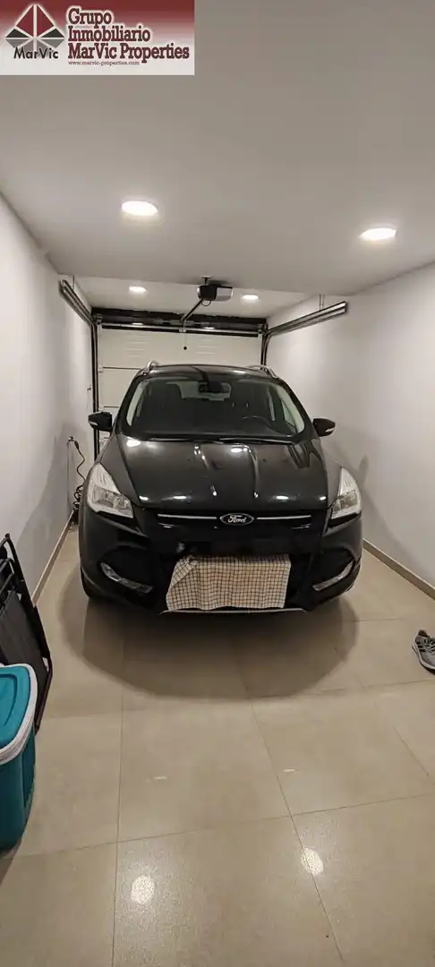 Aparcament de Casa o xalet en venda en Benidorm amb Aire condicionat i Jardí privat