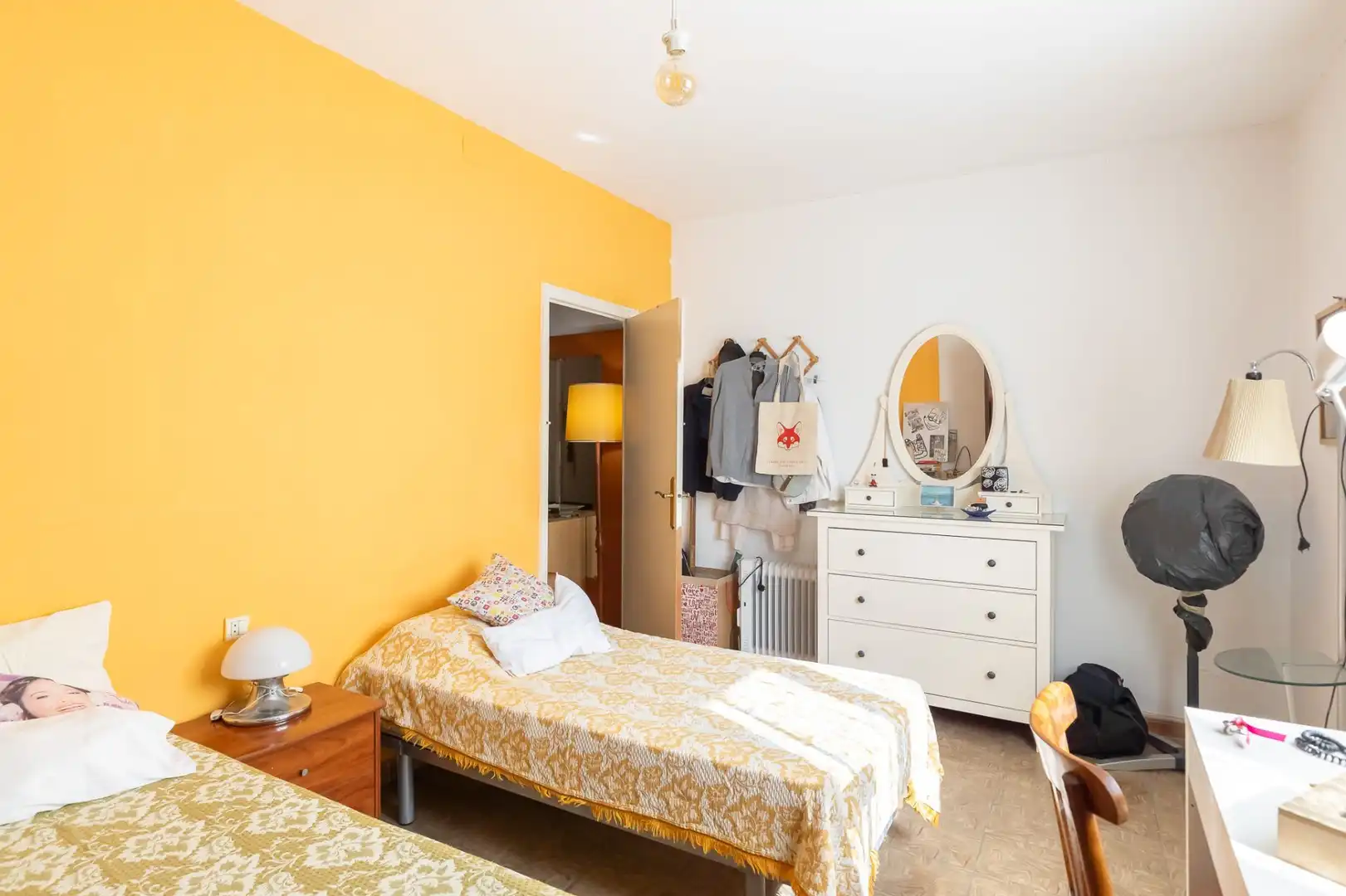 Habitación de Piso en venta en Badalona con Terraza