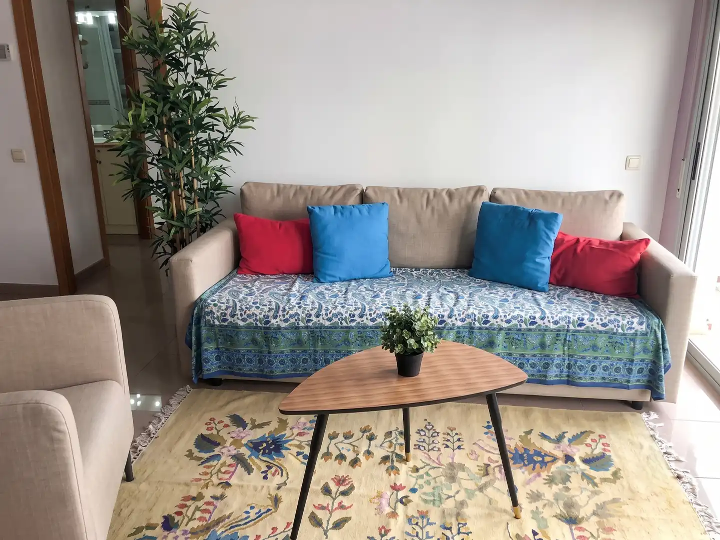 Sala d'estar de Pis en venda en Barcelona amb Calefacció, Forn i Balcó