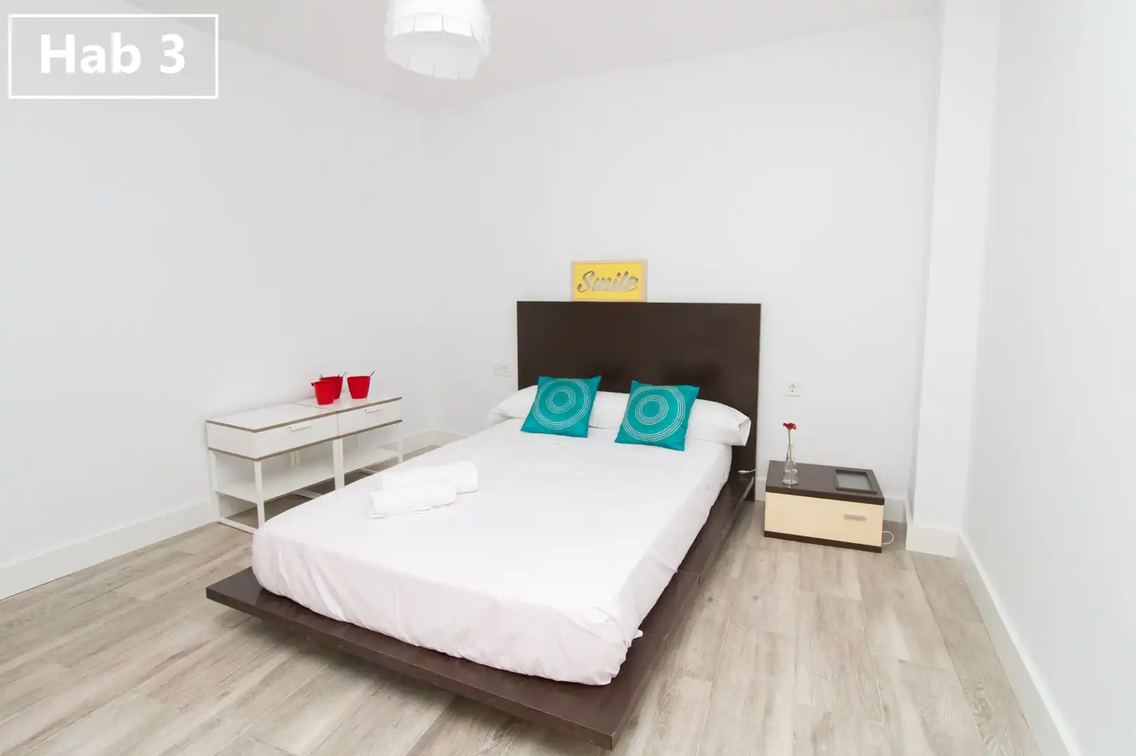 Bedroom of Flat for share in Málaga  with Air Conditioner, Heating and Furnished