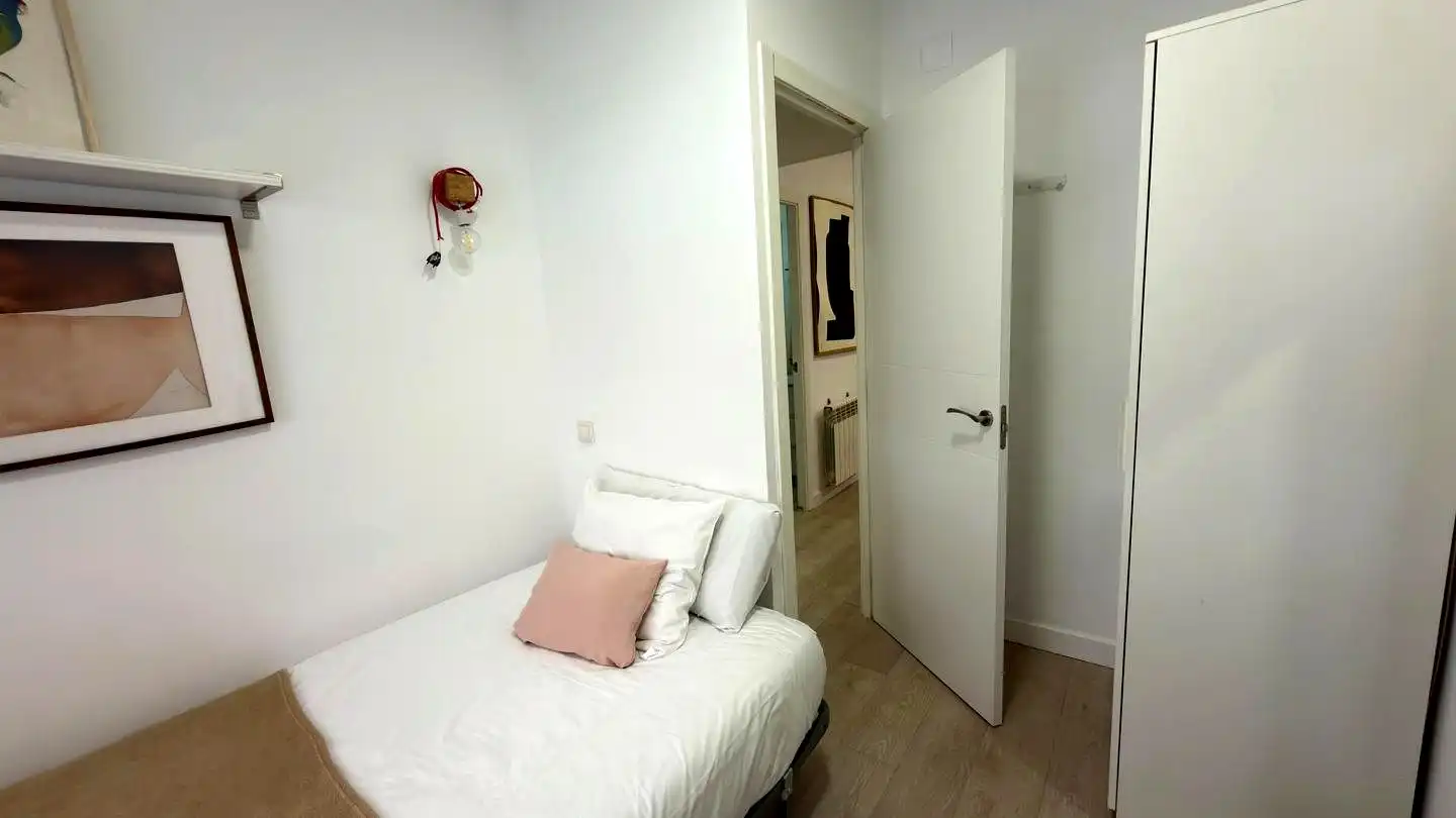 Planta baja de alquiler en Calle de Cicerón, Cuatro Caminos - Azca