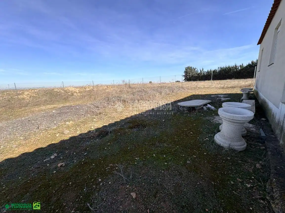 Finca rústica en venda a Pozuelo de Calatrava