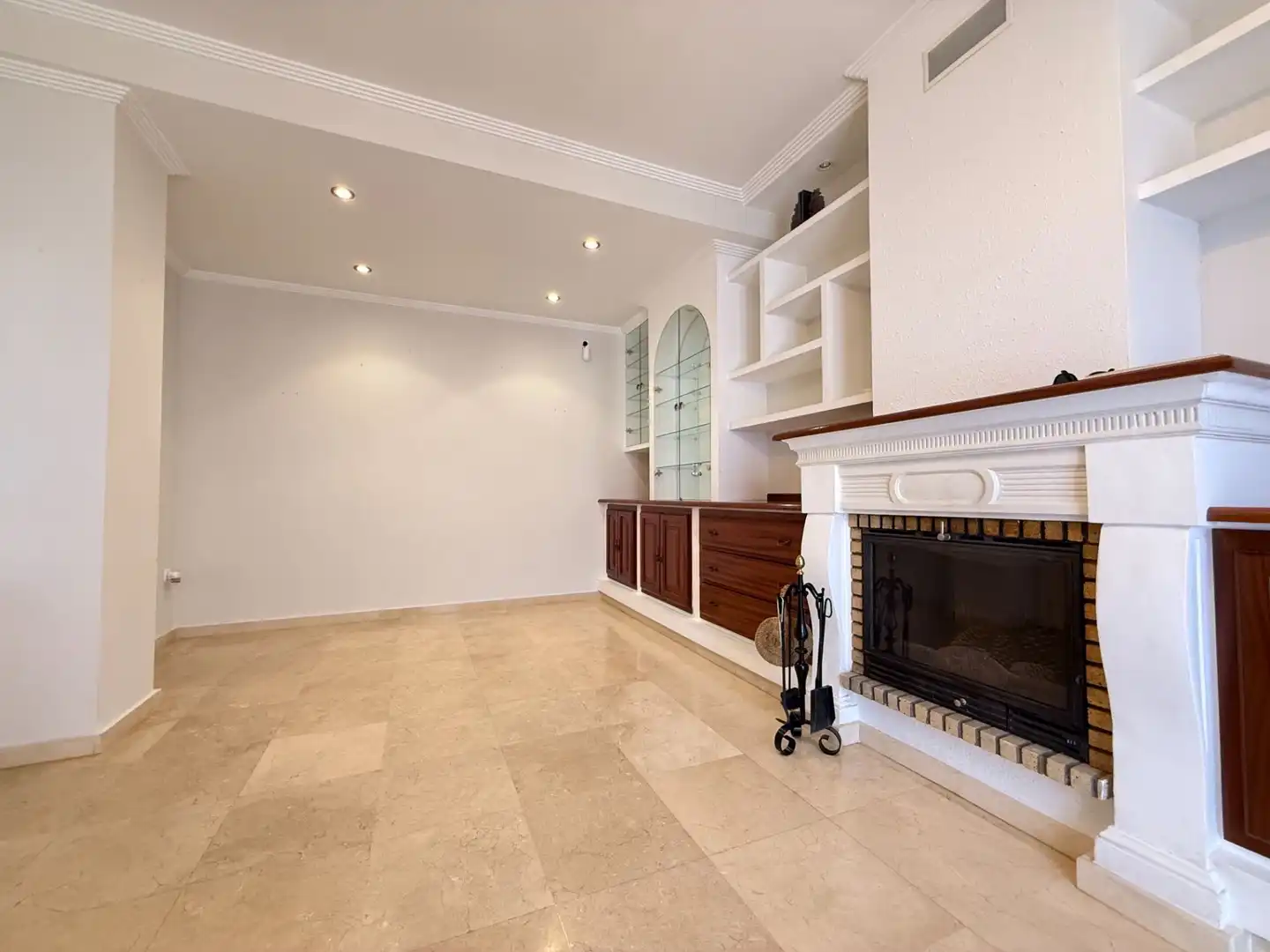 Sala de estar de Casa adosada en venta en Aljaraque con Trastero y Amueblado