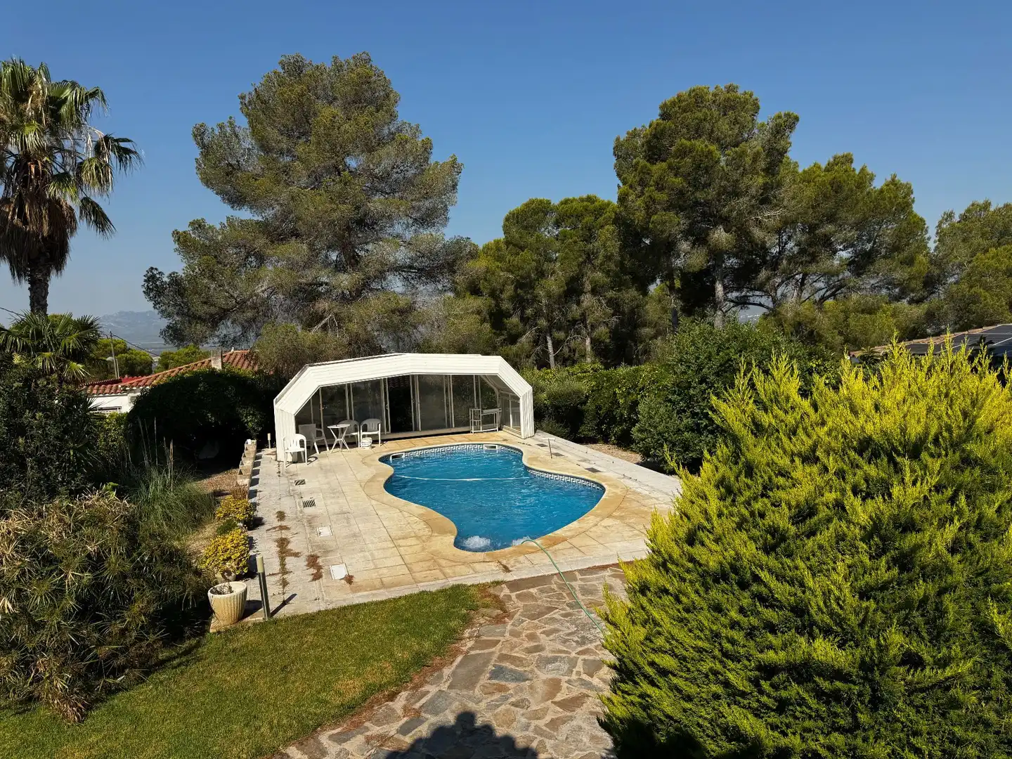 Casa con piscina en venta en URB. Mig Camí