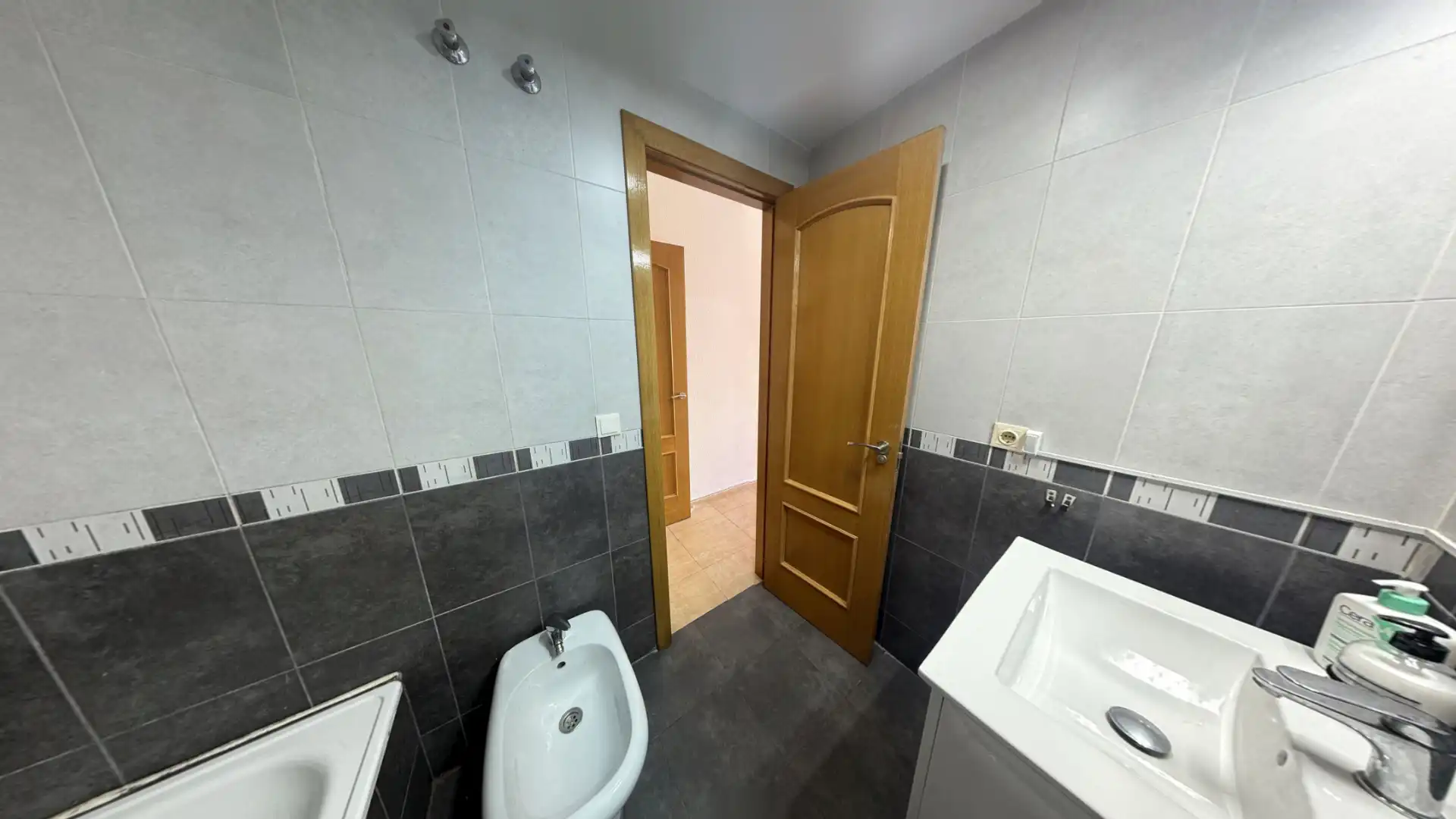 Bathroom of Flat for sale in Florida - Ciudad de Asís