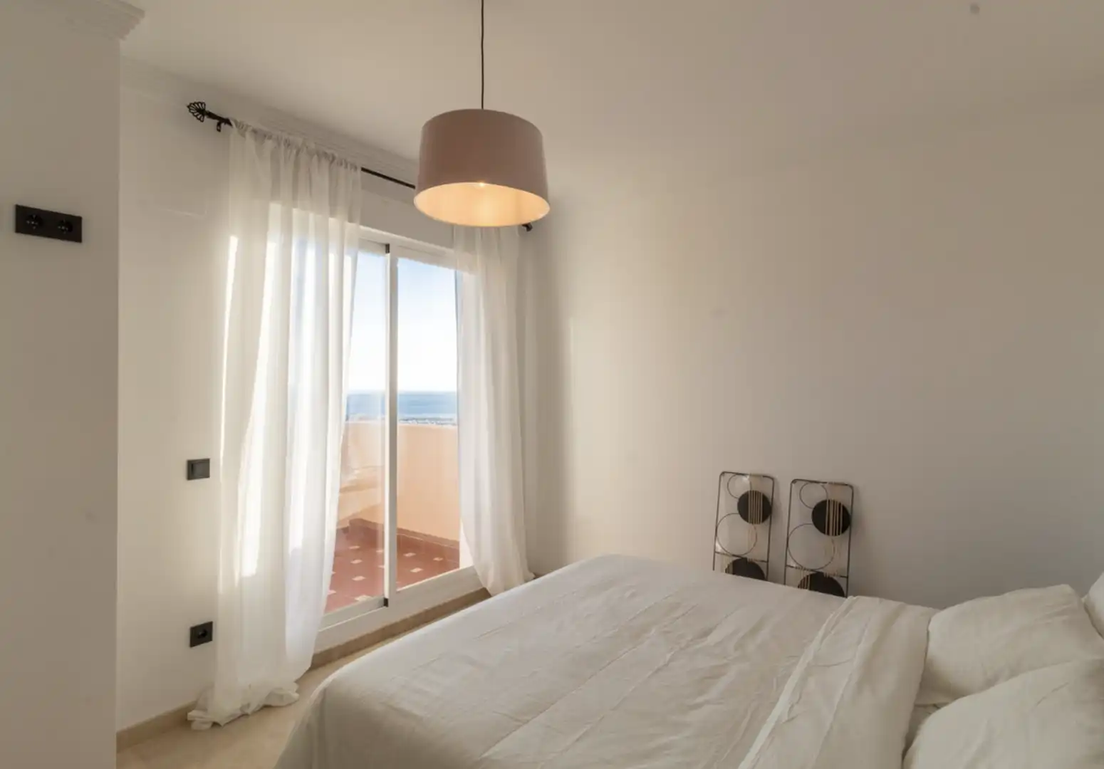 Casa a schiera con terrazza in vendita a La Duquesa, imagen 10