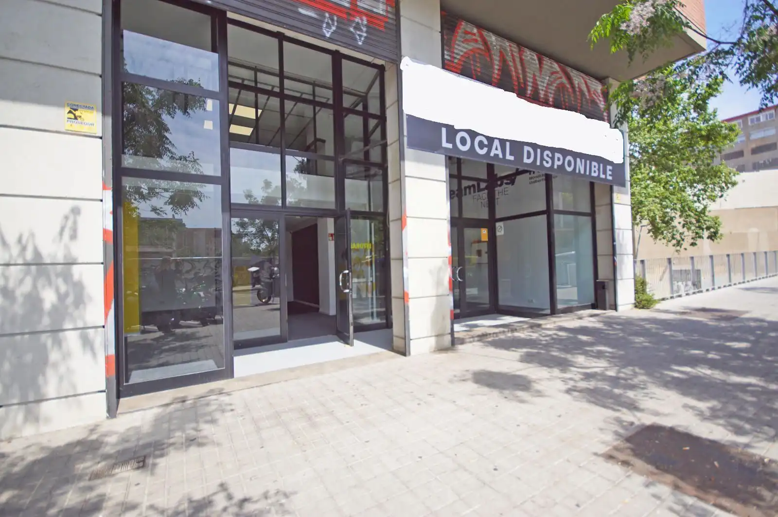 Business premises for sale in Calle Pallars 73, imagen 21