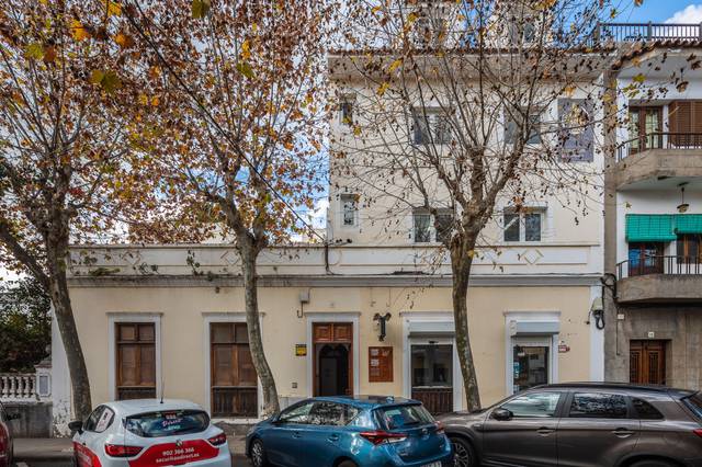 Edificio en Venta en Calle José Antonio Primo de Rivera, 15 en Casco Urbano