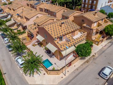 Haus zum Verkauf in Pilar de la Horadada ciudad