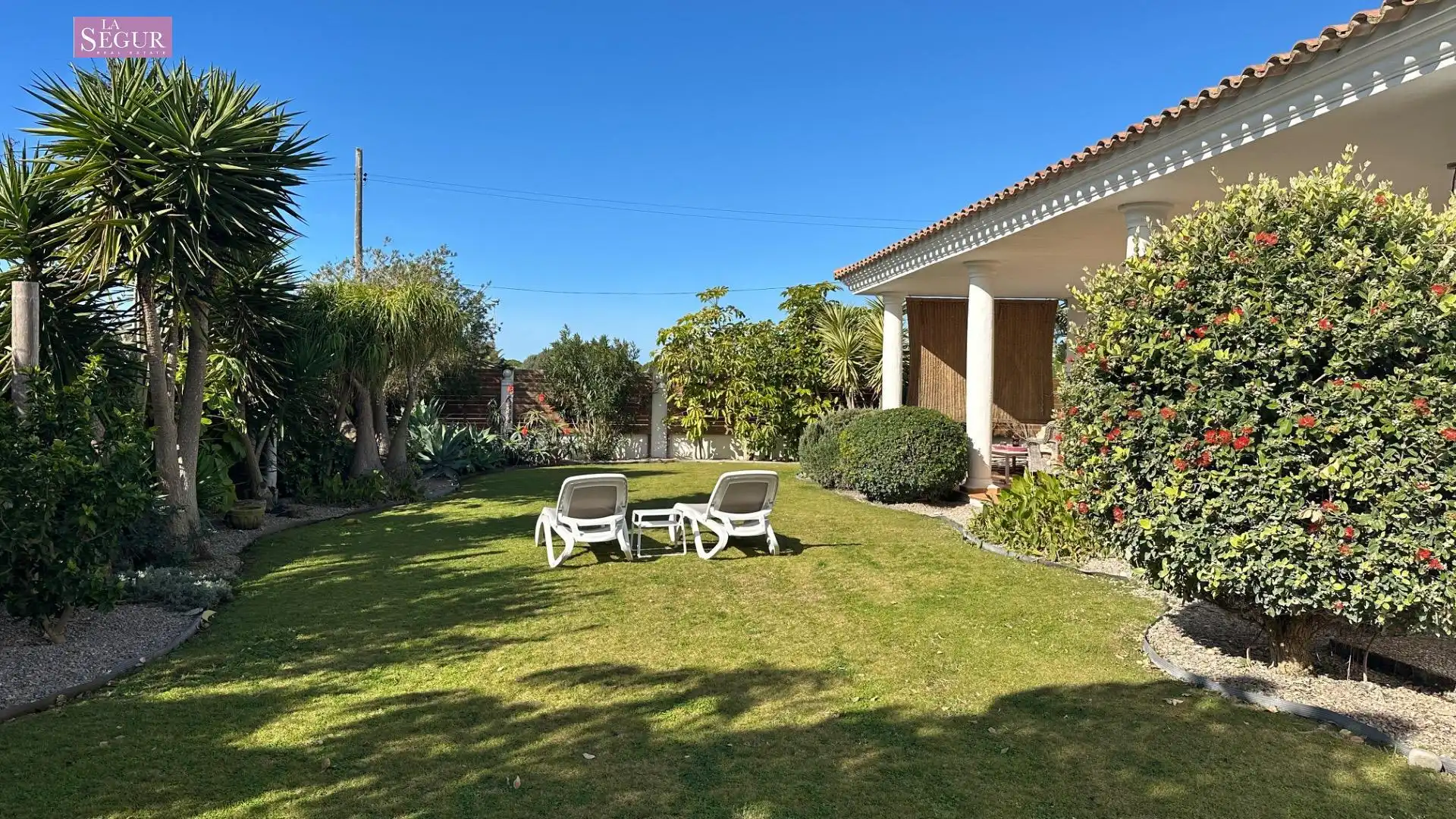 Jardín de Finca rústica en venta en Barbate con Aire acondicionado, Jardín privado y Terraza