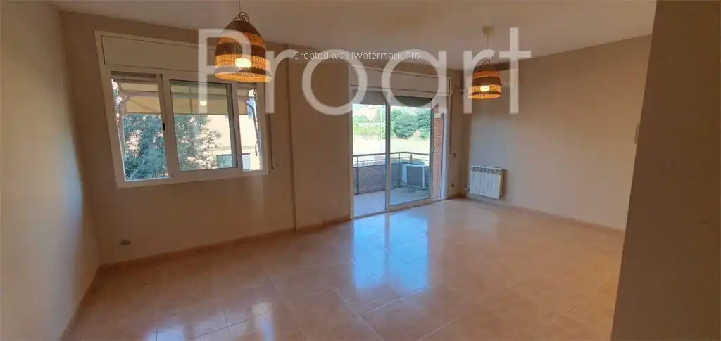 Living room of Flat for rent in Sant Celoni  with Air Conditioner, Heating and Storage room