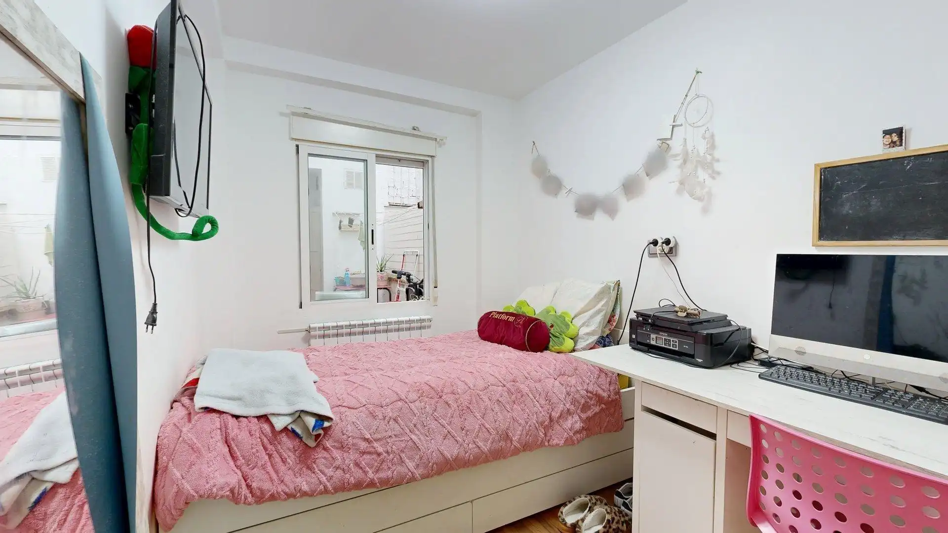 Schlafzimmer von Wohnung zum Verkauf in Zaragoza mit Heizung, Terrasse und Balkon