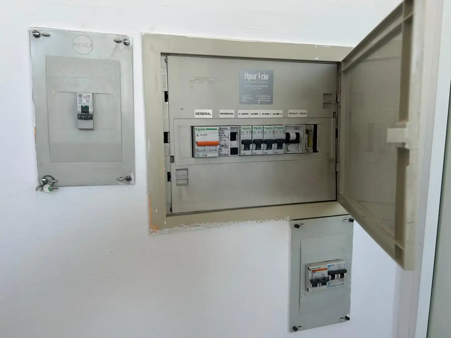 Geschaftsraum zur Miete in Brunete mit Klimaanlage