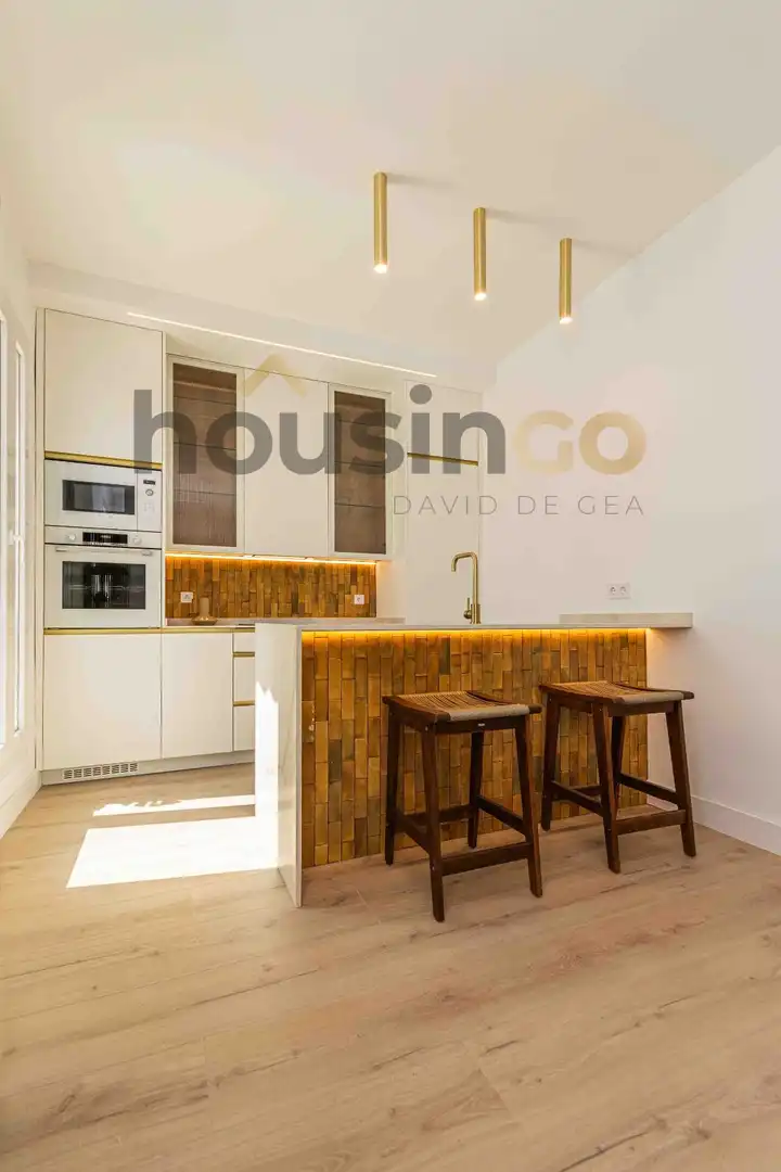Cocina de Ático en venta en Madrid con Aire acondicionado, Calefacción y Terraza