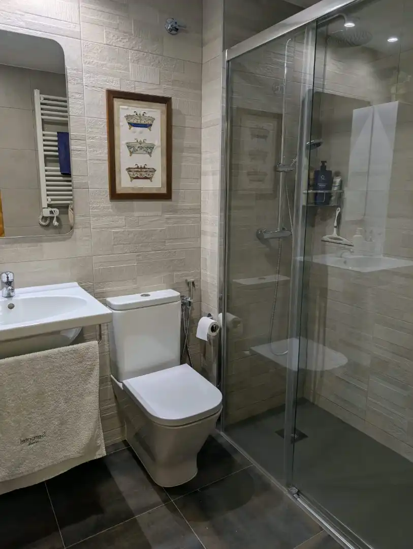 Badezimmer von Wohnungen zur Miete in Biescas, Huesca