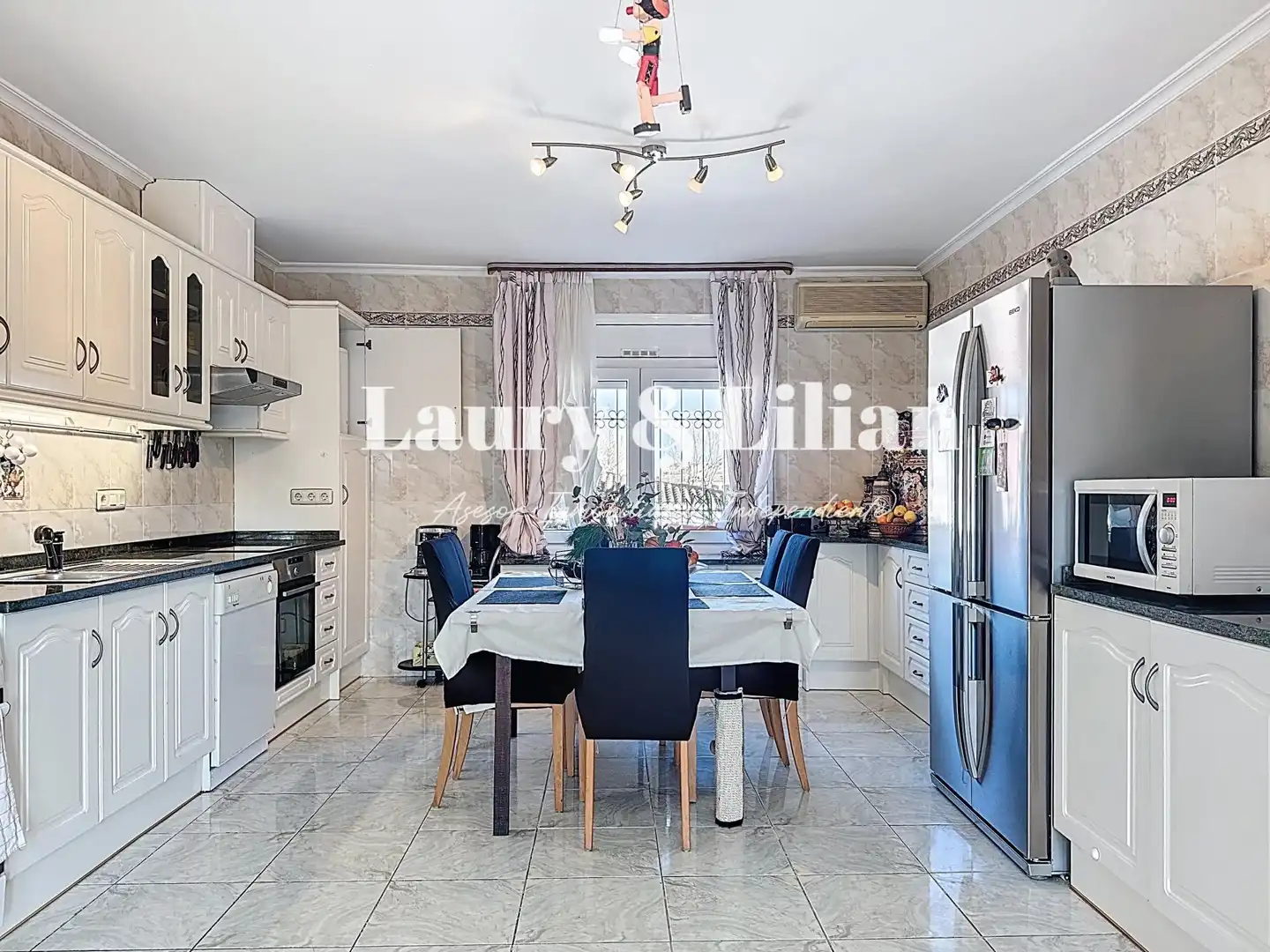 Cocina de Casa o chalet en venta en Empuriabrava con Aire acondicionado, Calefacción y Terraza