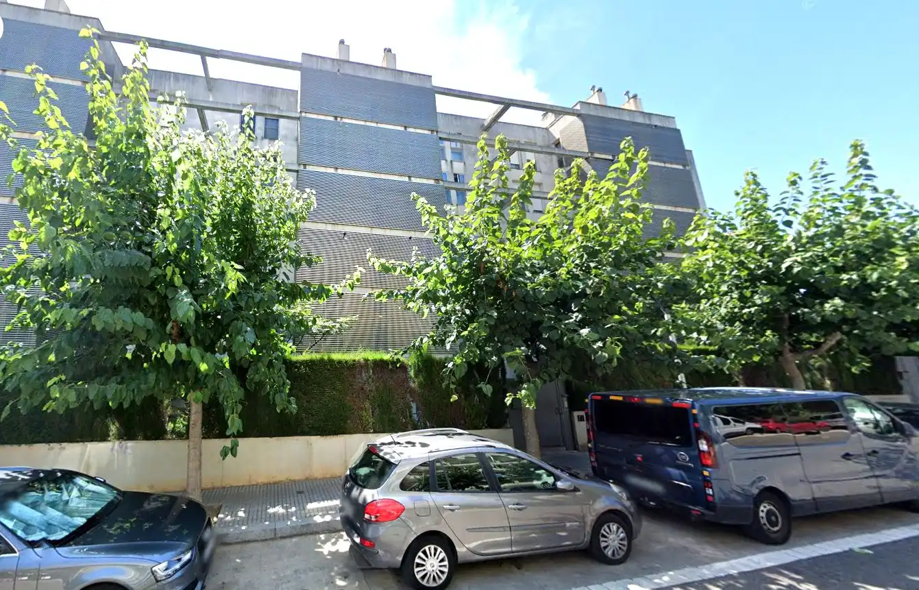 Appartement compact à vendre à Sinies, imagen 2