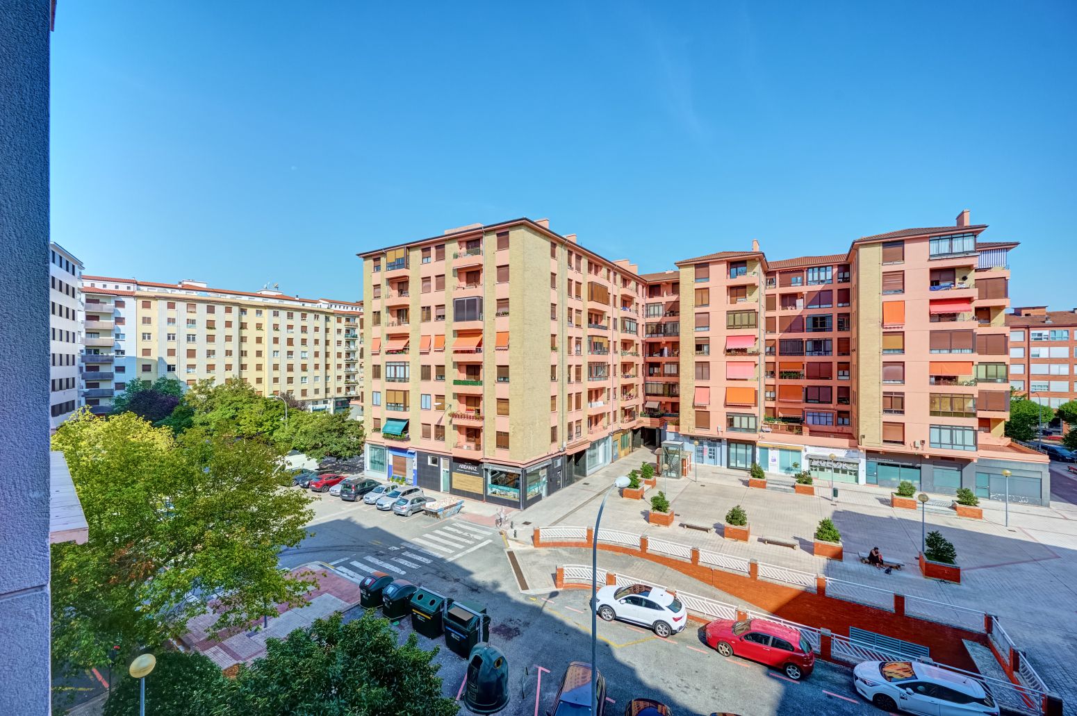 Flat for sale in Pamplona-Iruña - PLAZA MONASTERIO DE IRANZU 2. Pam, San Juan
