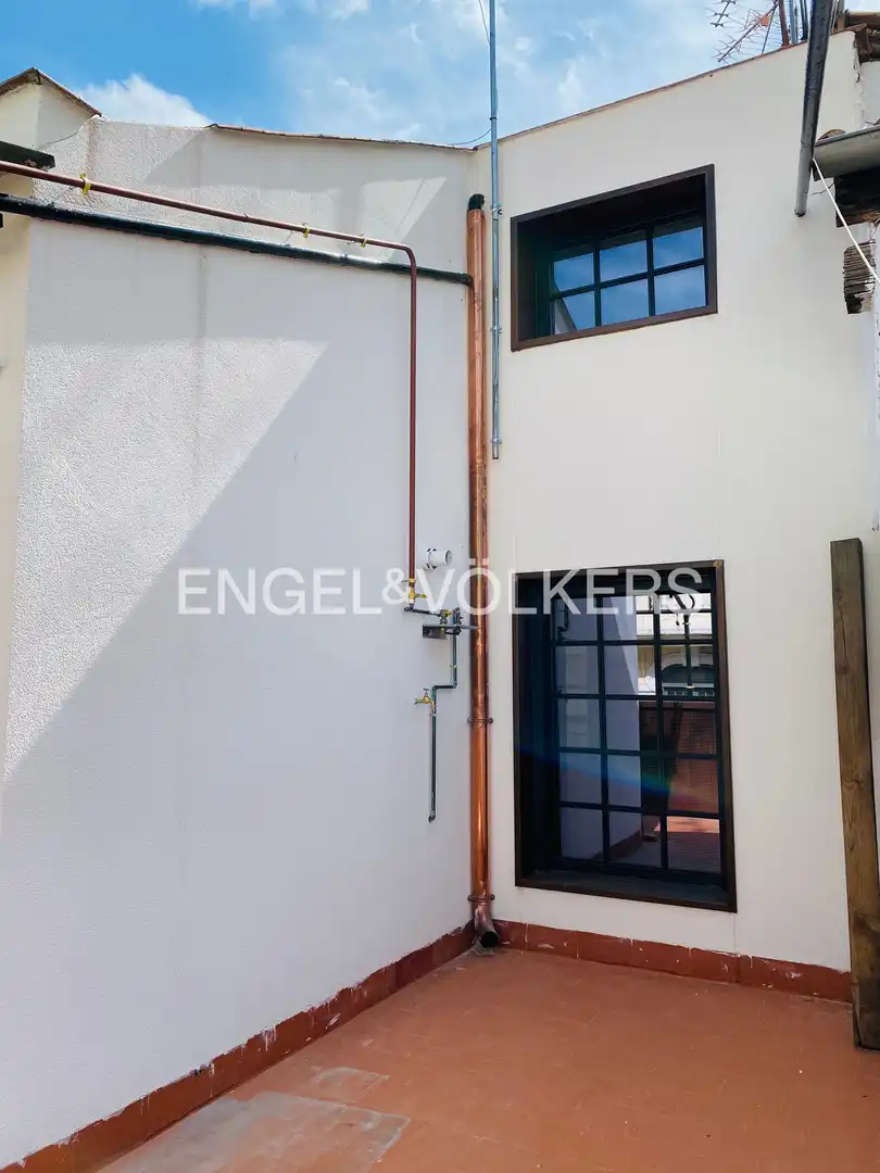 Exterior view of Flat for sale in Madrid  with Air Conditioner, Heating and Terrace