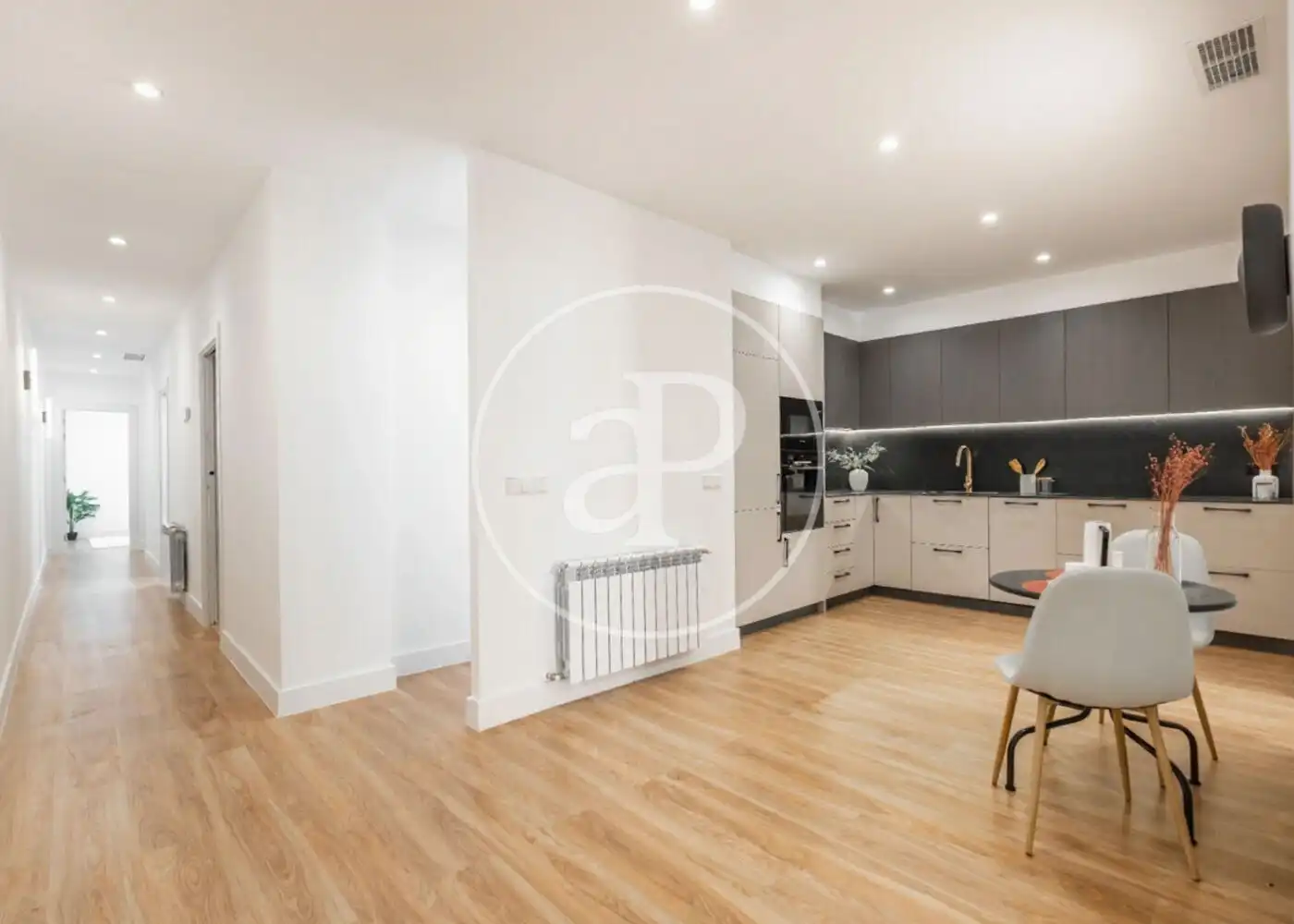 Kitchen of Flat for sale in Madrid  with Air Conditioner, Heating and Balcony