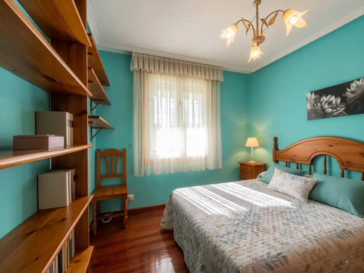 Habitación de Piso en venta en Verín con Calefacción, Trastero y Amueblado