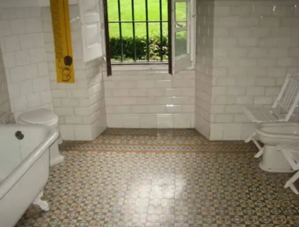 Baño de Casa o chalet en venta en Pradoluengo con Calefacción, Jardín privado y Terraza
