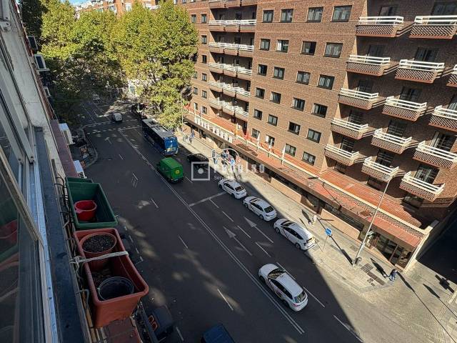 Piso en Venta en ANTONIO LOPEZ en Comillas