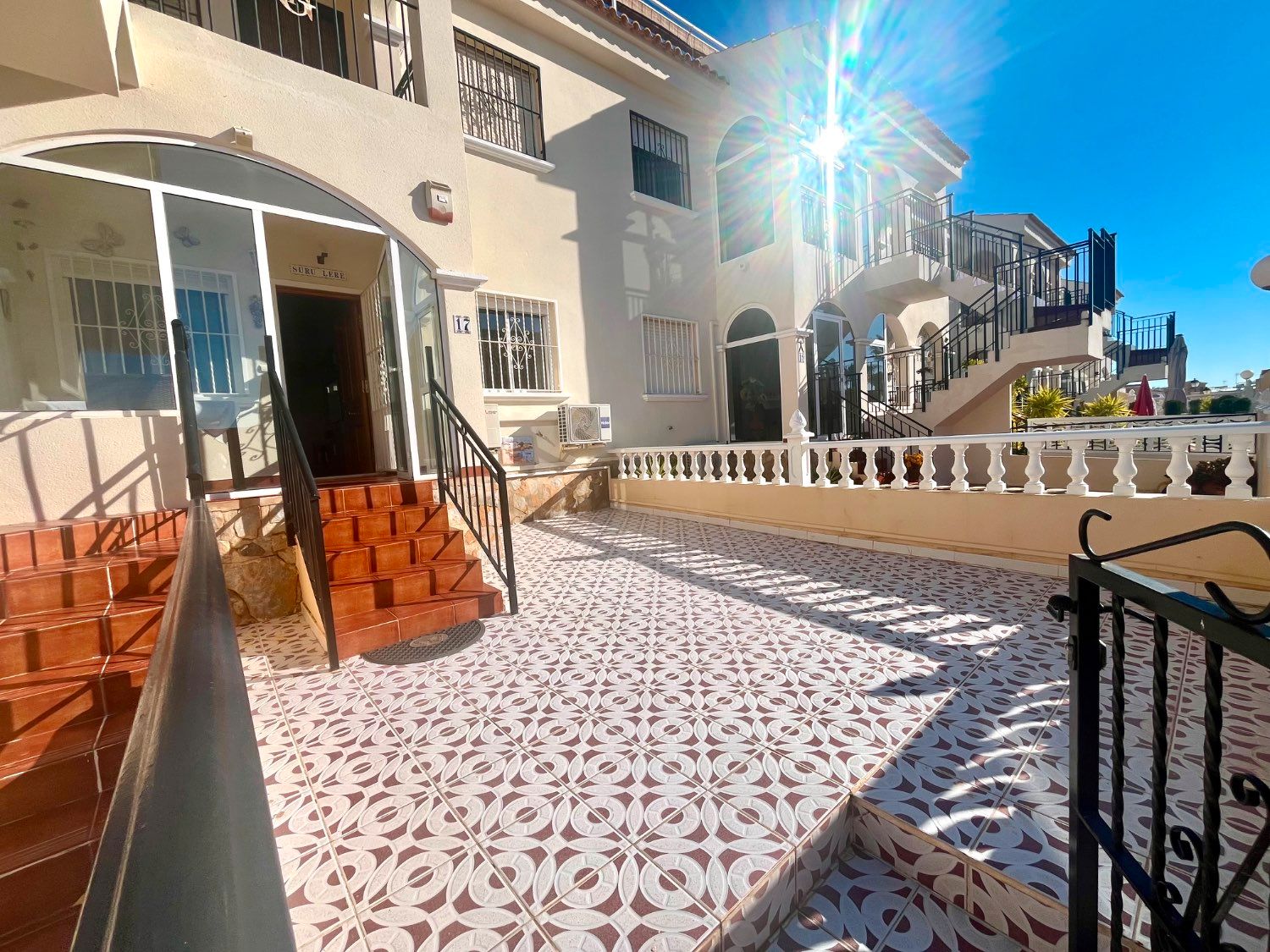 Vista exterior de Apartamento en venta en Orihuela con Aire acondicionado, Piscina y Amueblado