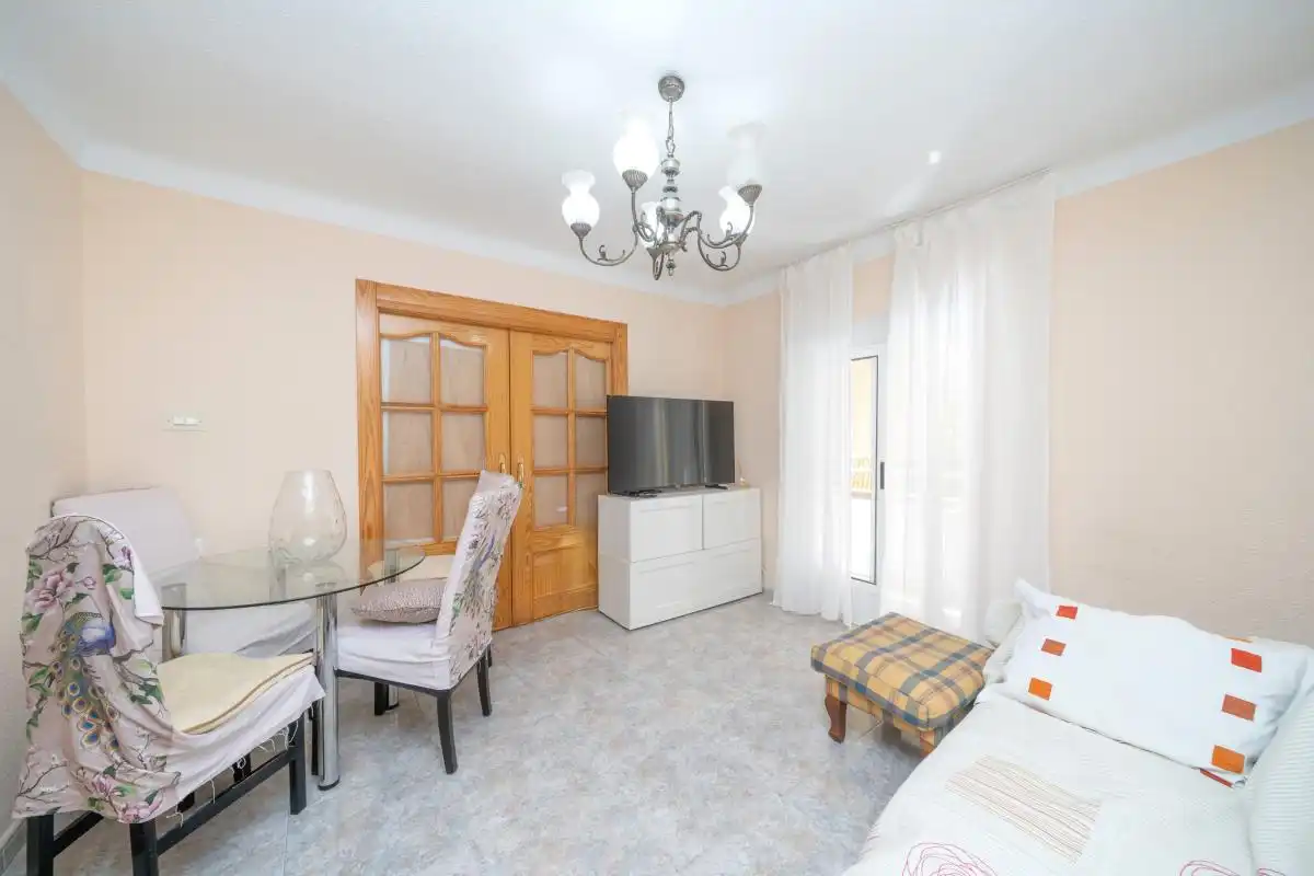 Sala d'estar de Pis en venda en Alicante / Alacant amb Calefacció, Terrassa i Moblat