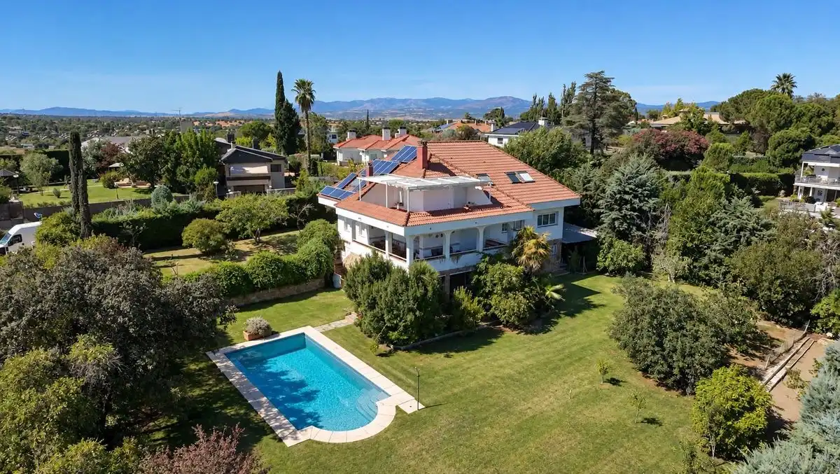 Casa con terrazza in vendita a Calle de la Luna