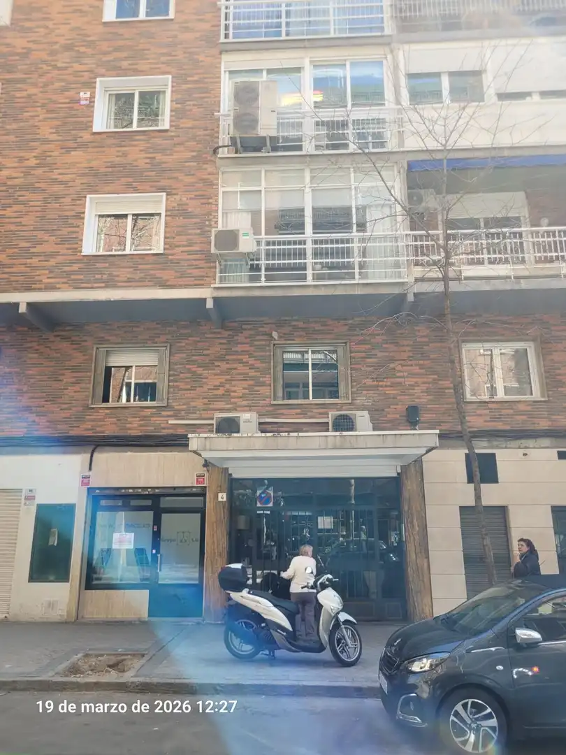Exterior view of Office for rent in Madrid  with Air Conditioner and Heating
