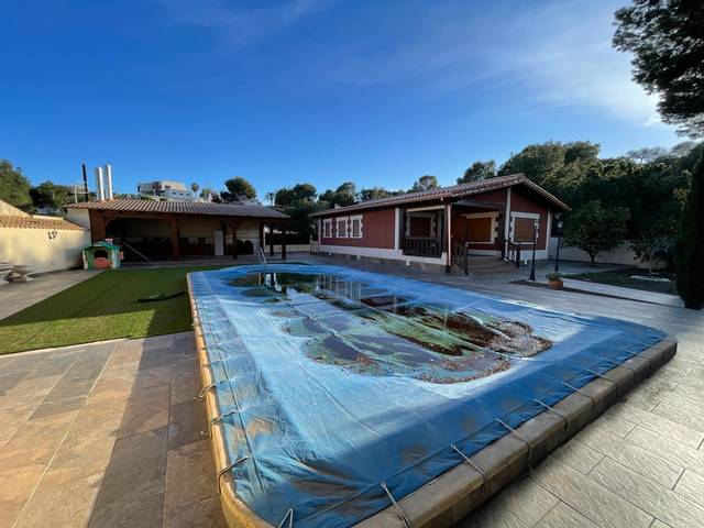 Casa-chalet en Alquiler en San Miguel de Salinas