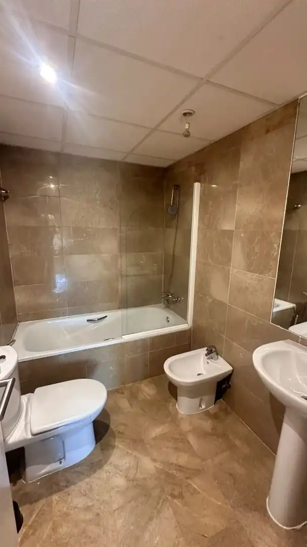 Baño de Apartamento en venta en Benalmádena con Terraza
