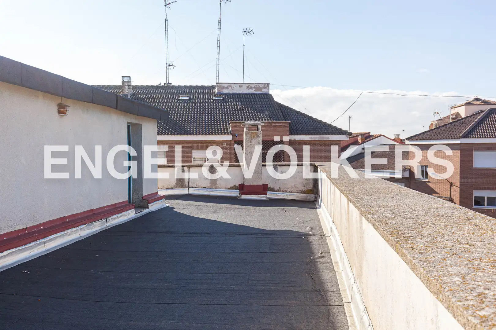 Terrassa de Casa adosada en venda en Fuente El Saz de Jarama amb Calefacció, Jardí privat i Terrassa