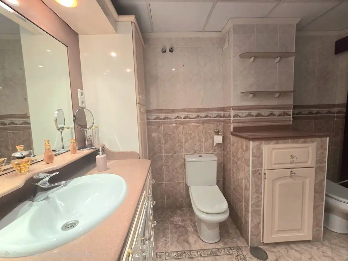 Baño de Apartamento en venta en Málaga con Aire acondicionado