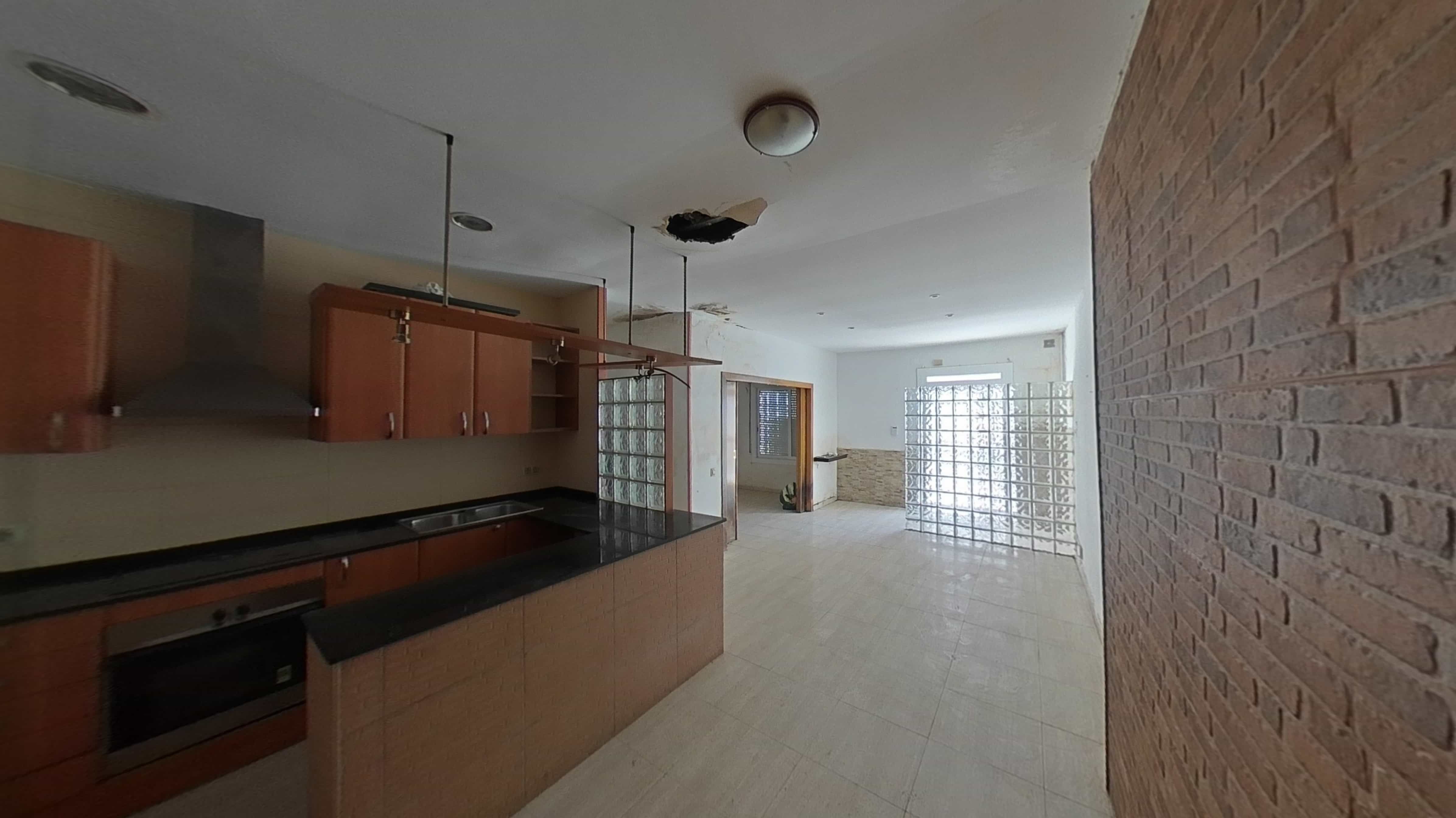 Kitchen of Apartment for sale in Terrassa
