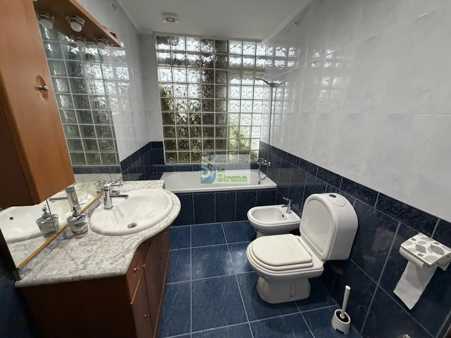 Baño de Casa o chalet en venta en Castro-Urdiales con Calefacción, Jardín privado y Terraza