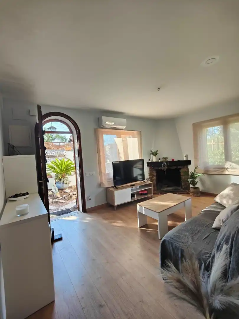 Living room of Houses for sale in Sant Pere de Ribes  with Air Conditioner, Heating and Storage room