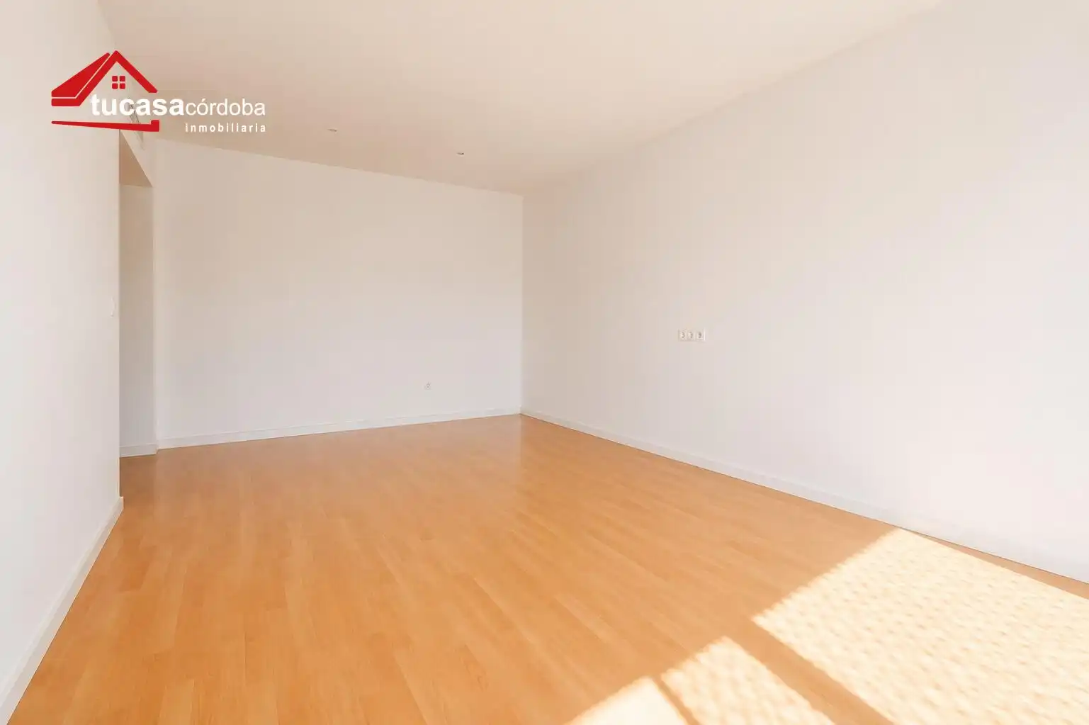 Sala d'estar de Pis en venda en Córdoba amb Aire condicionat, Terrassa i Traster