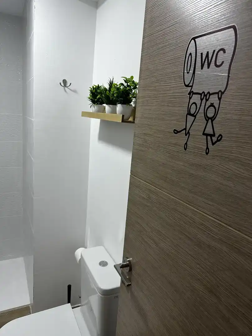 Bathroom of Flat for share in Telde  with Furnished