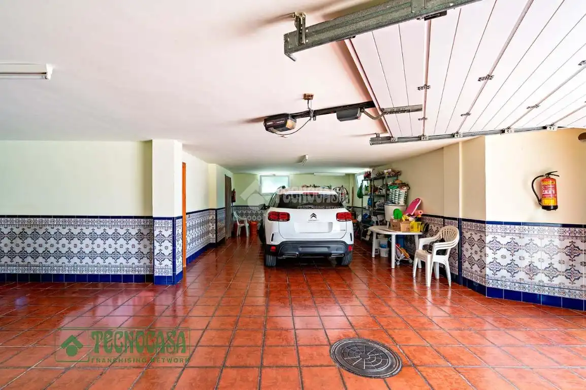 Casa o xalet en venda en Roquetas de Mar amb Calefacció, Parquet i Terrassa