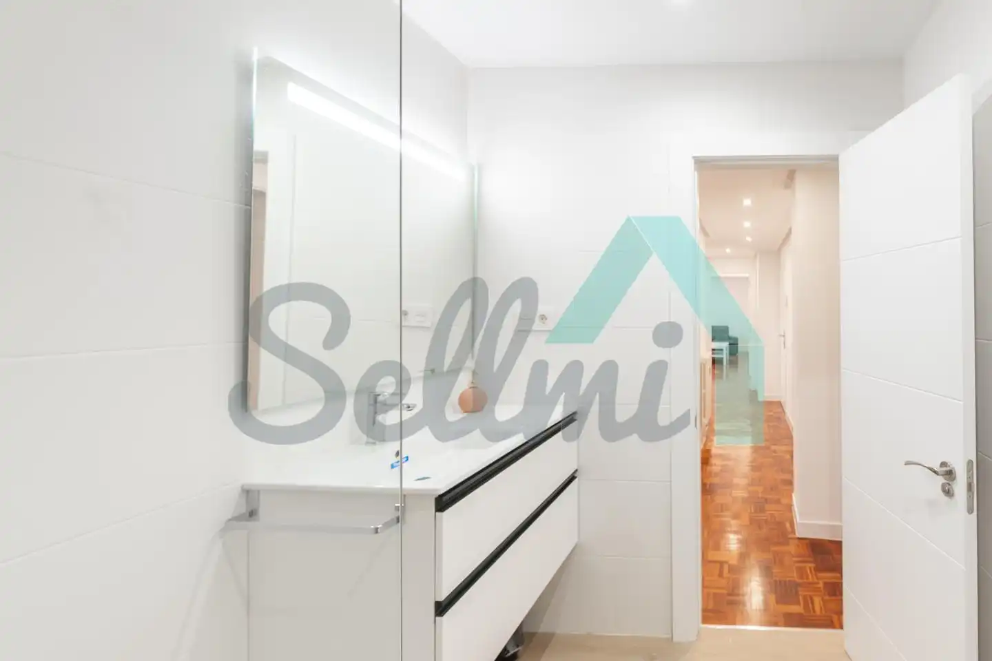 Piso para compartir en Oviedo  con Calefacción, Parquet y Amueblado